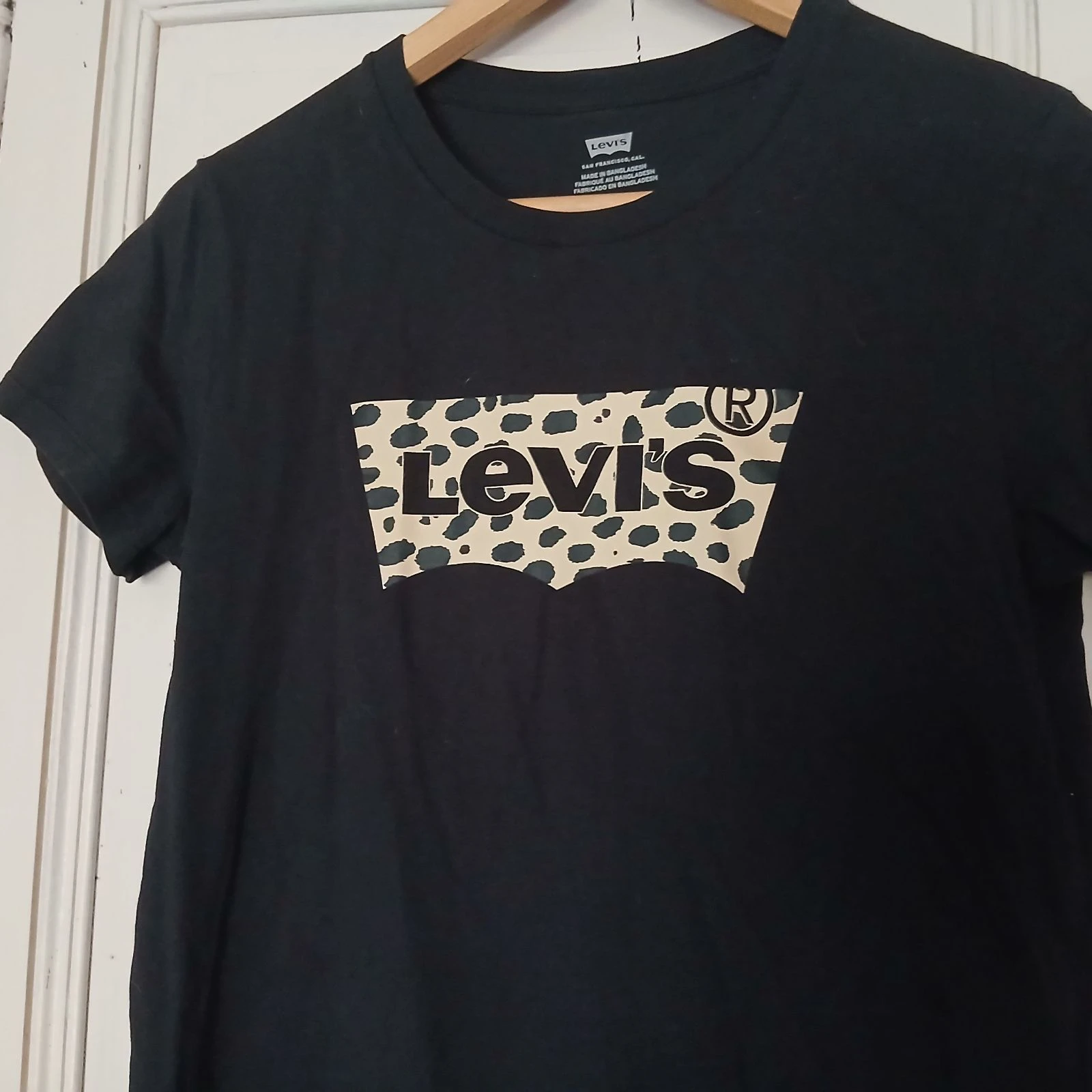 Camiseta negra Levi's - Logo de leopardo - Talla S – photo 2